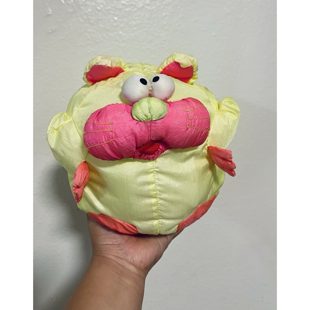 Vintage Playskool Awesome Toss 'Ems Yellow Cat‎ Plush Stuff Animal Toy 10" Works